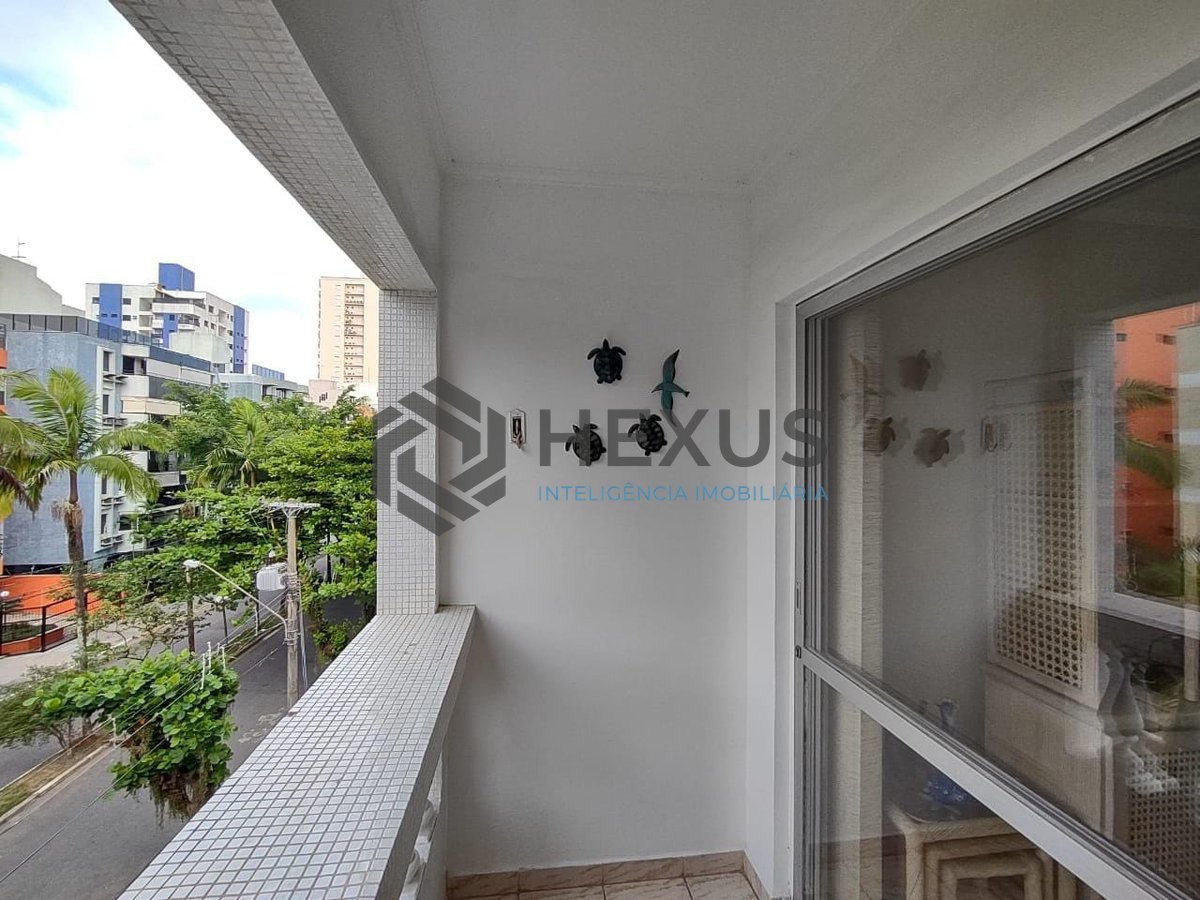 Foto 2 de Apartamento com varanda na Praia da Enseada, Guaruja
