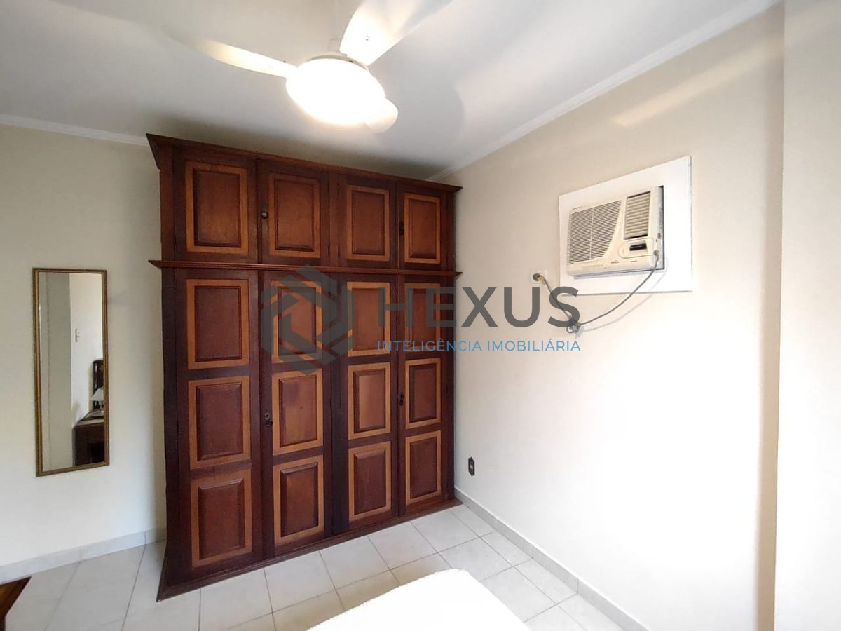 Foto 10 de Apartamento com varanda na Praia da Enseada, Guaruja