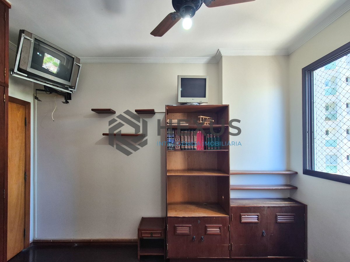 Foto 16 de Apartamento com varanda e lazer na Praia das Pitangueiras, Guaruja