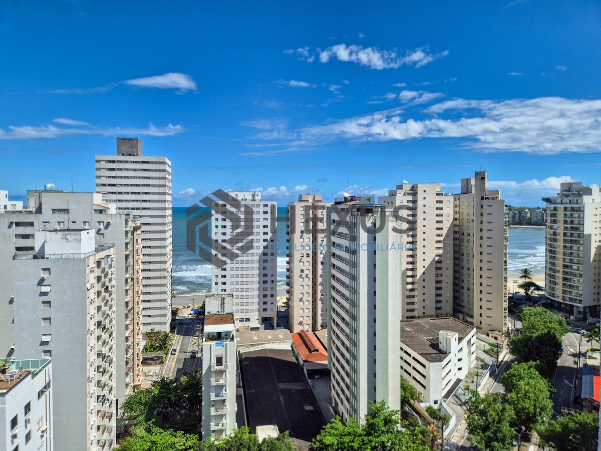Foto 2 de Apartamento com varanda e lazer na Praia das Pitangueiras, Guaruja