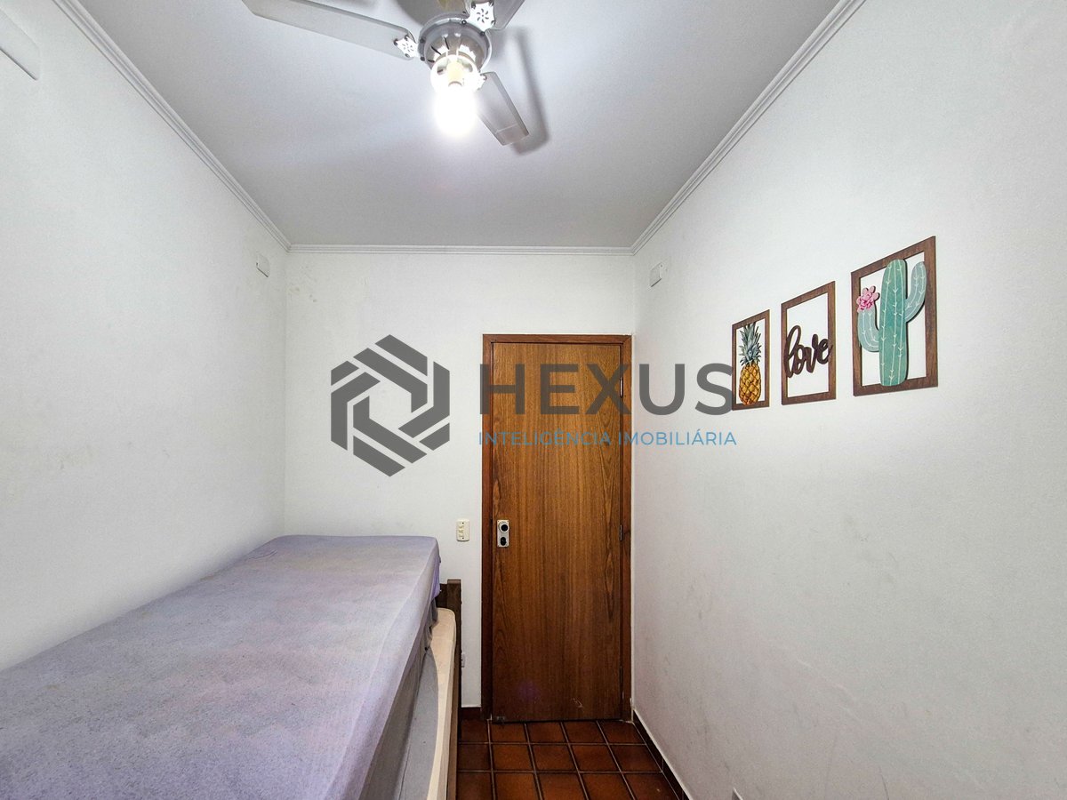 Foto 19 de Apartamento com varanda e lazer na Praia das Pitangueiras, Guaruja