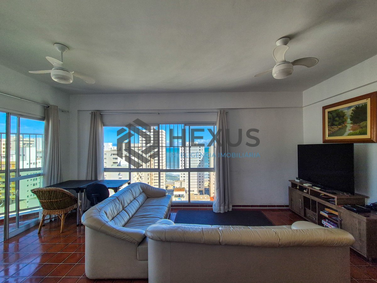 Foto 3 de Apartamento com varanda e lazer na Praia das Pitangueiras, Guaruja