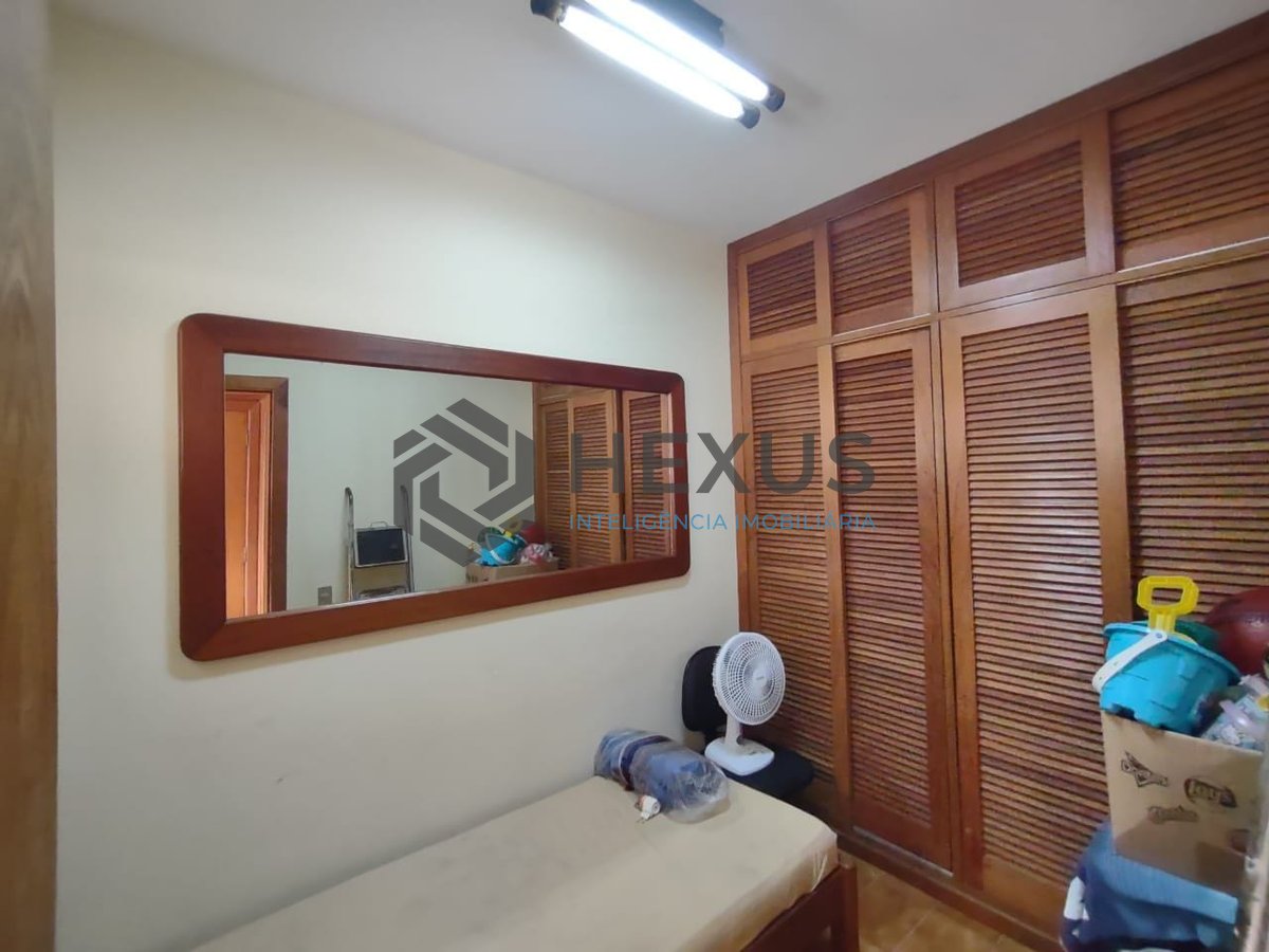 Foto 18 de Apartamento com varanda e lazer na Praia da Enseada à venda, Guarujá-SP.