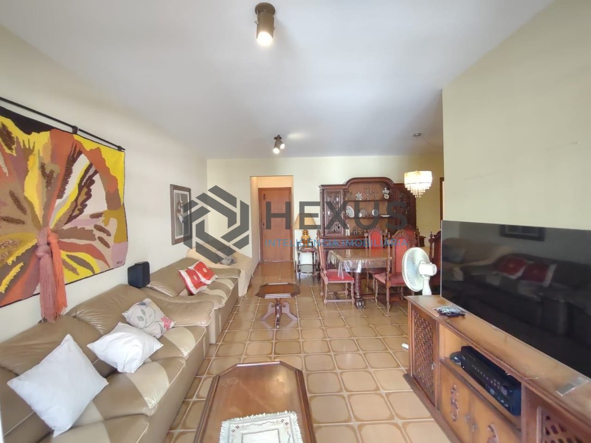 Foto 4 de Apartamento com varanda e lazer na Praia da Enseada à venda, Guarujá-SP.