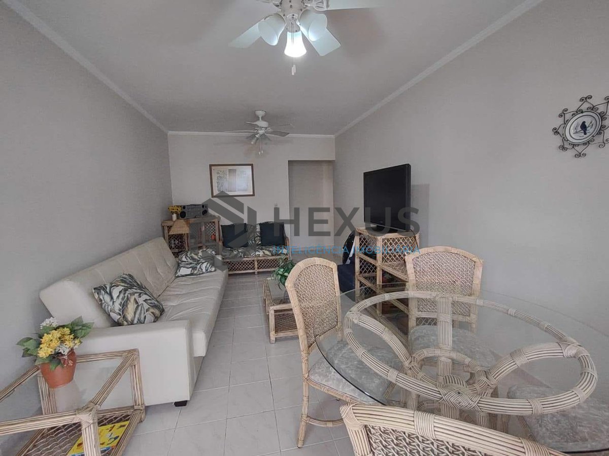 Foto 6 de Apartamento com varanda e lazer na Praia da Enseada, Guaruja