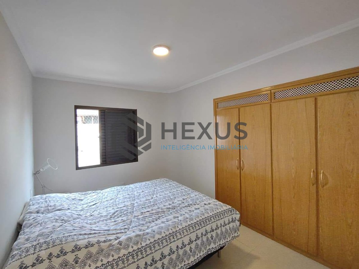 Foto 13 de Apartamento com varanda e lazer na Praia da Enseada à venda, Guaruja