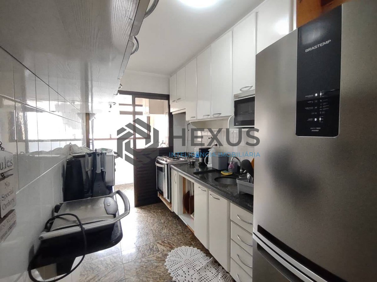 Foto 16 de Apartamento com varanda e lazer na Praia da Enseada à venda, Guaruja