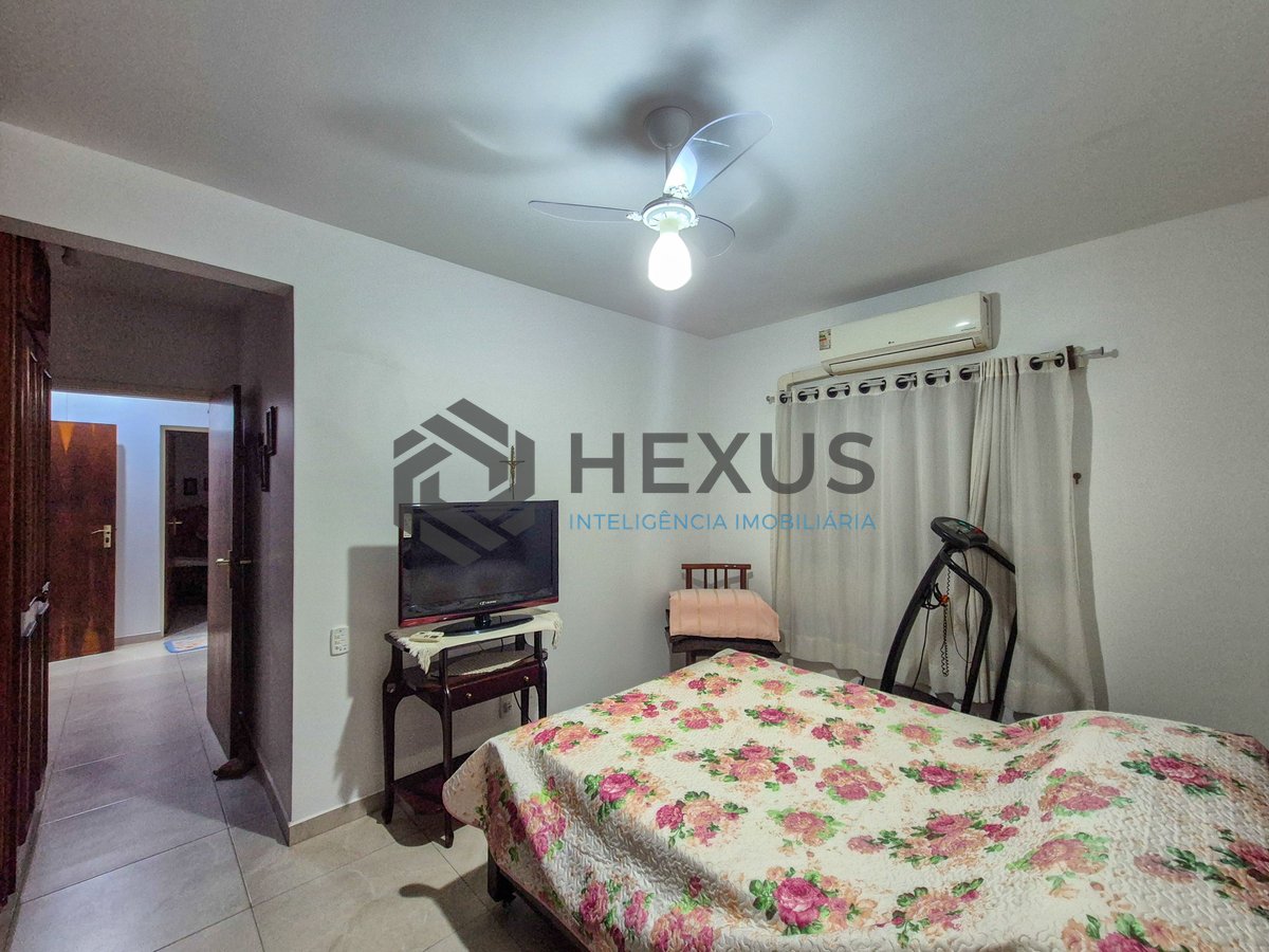 Foto 21 de Apartamento com lazer a duas quadras da Praia das Pitangueiras, Guaruja