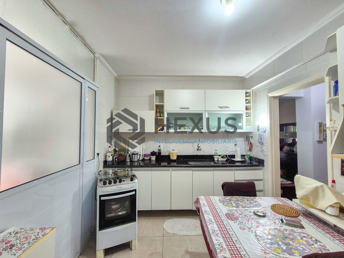 Foto 27 de Apartamento com lazer a duas quadras da Praia das Pitangueiras, Guaruja