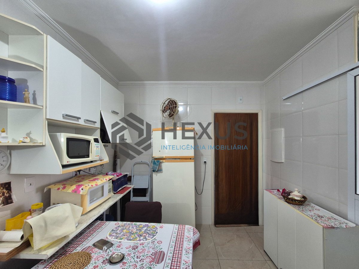 Foto 28 de Apartamento com lazer a duas quadras da Praia das Pitangueiras, Guaruja