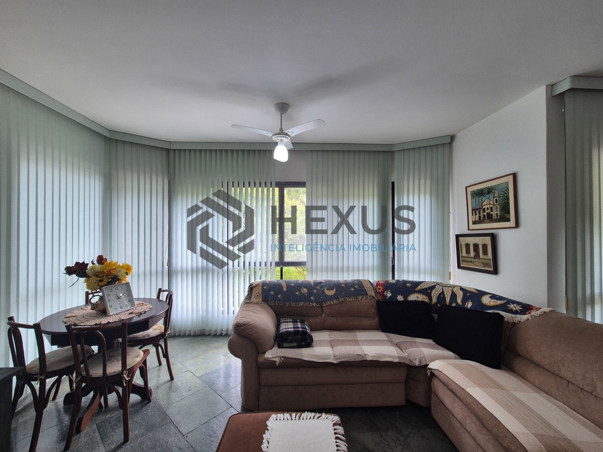 Foto 5 de Apartamento com lazer a duas quadras da Praia das Pitangueiras, Guaruja