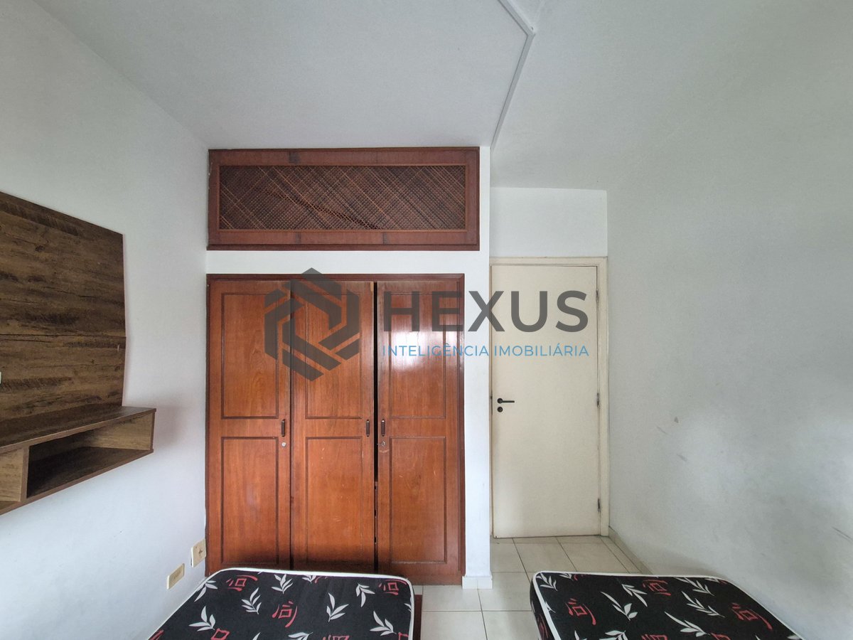 Foto 12 de Apartamento com varanda e lazer na Praia das Pitangueiras, Guaruja