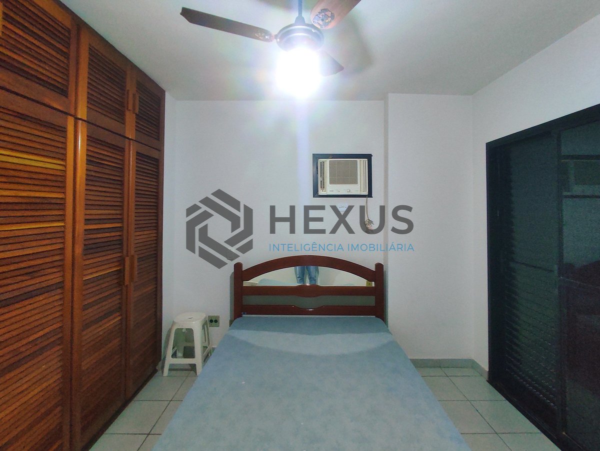 Foto 11 de Apartamento com varanda e lazer na beira mar da Praia das Asturias, Guaruja