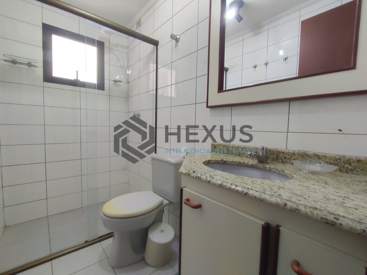 Foto 9 de Apartamento com varanda e lazer na beira mar da Praia das Asturias, Guaruja