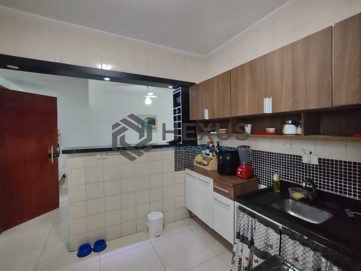 Foto 20 de Apartamento com varanda na Praia da Enseada, Guaruja