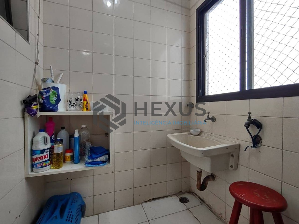 Foto 22 de Apartamento com varanda na Praia da Enseada, Guaruja
