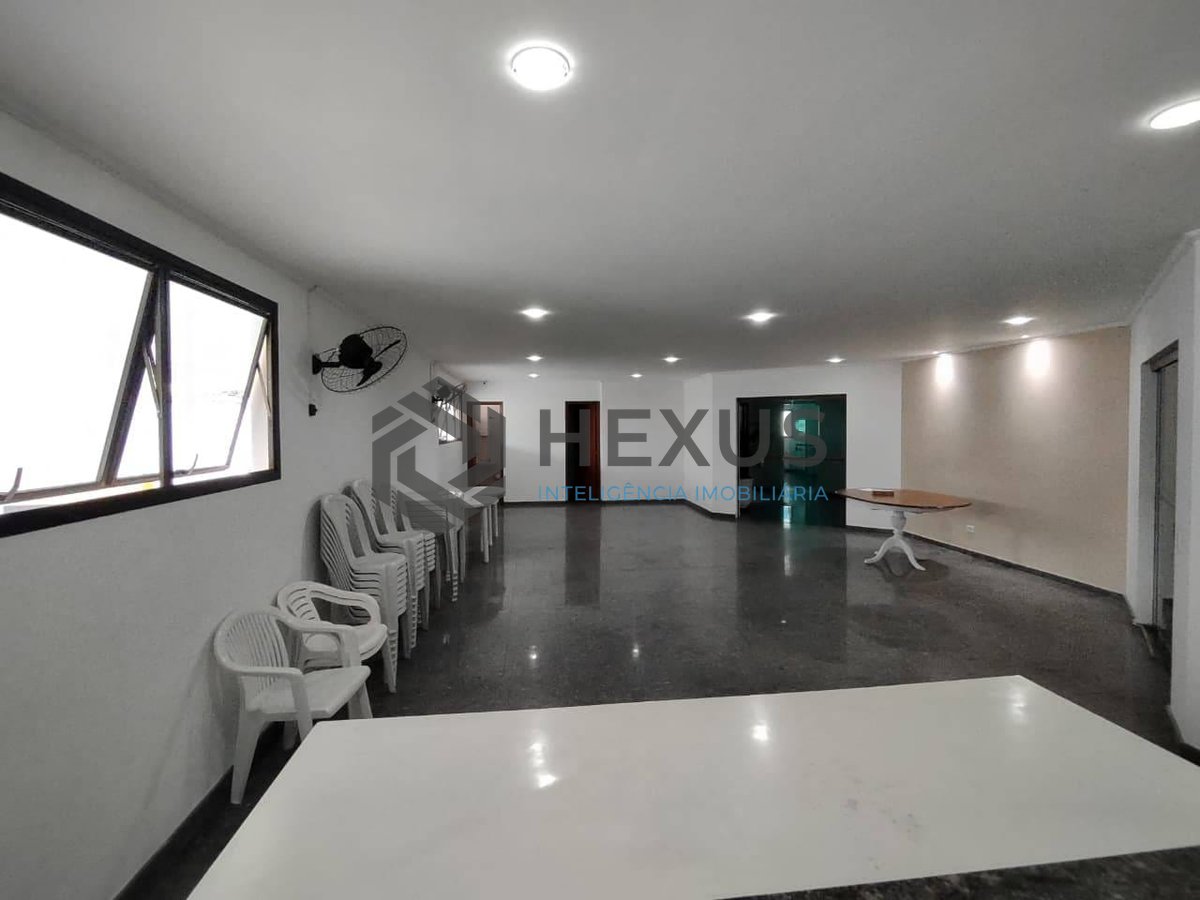 Foto 23 de Apartamento com varanda na Praia da Enseada, Guaruja