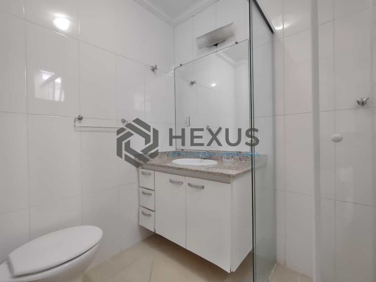 Foto 16 de Apartamento com varanda na Praia da Enseada, Guaruja