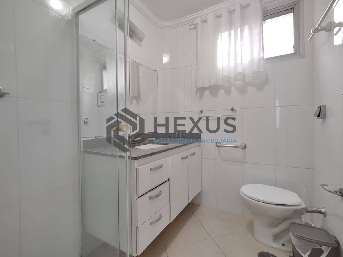 Foto 19 de Apartamento com varanda na Praia da Enseada, Guaruja
