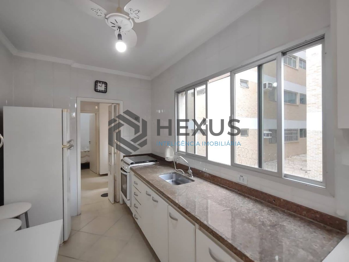 Foto 21 de Apartamento com varanda na Praia da Enseada, Guaruja