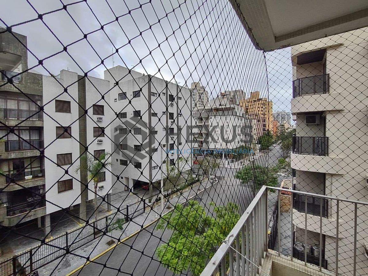 Foto 15 de Apartamento com varanda na Praia da Enseada, Guaruja