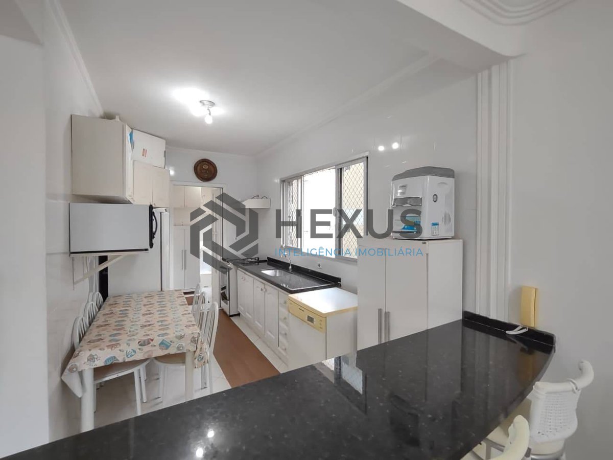 Foto 17 de Apartamento com varanda na Praia da Enseada, Guaruja