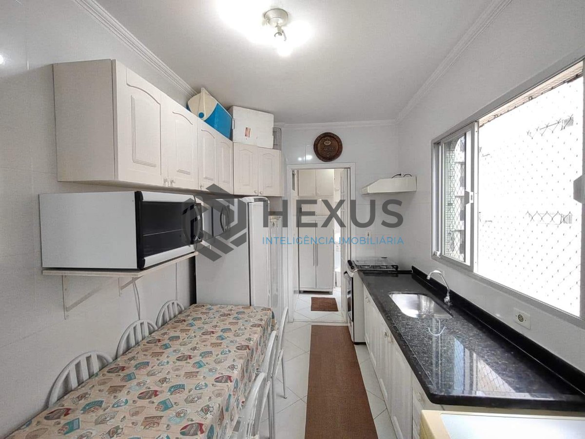 Foto 18 de Apartamento com varanda na Praia da Enseada, Guaruja