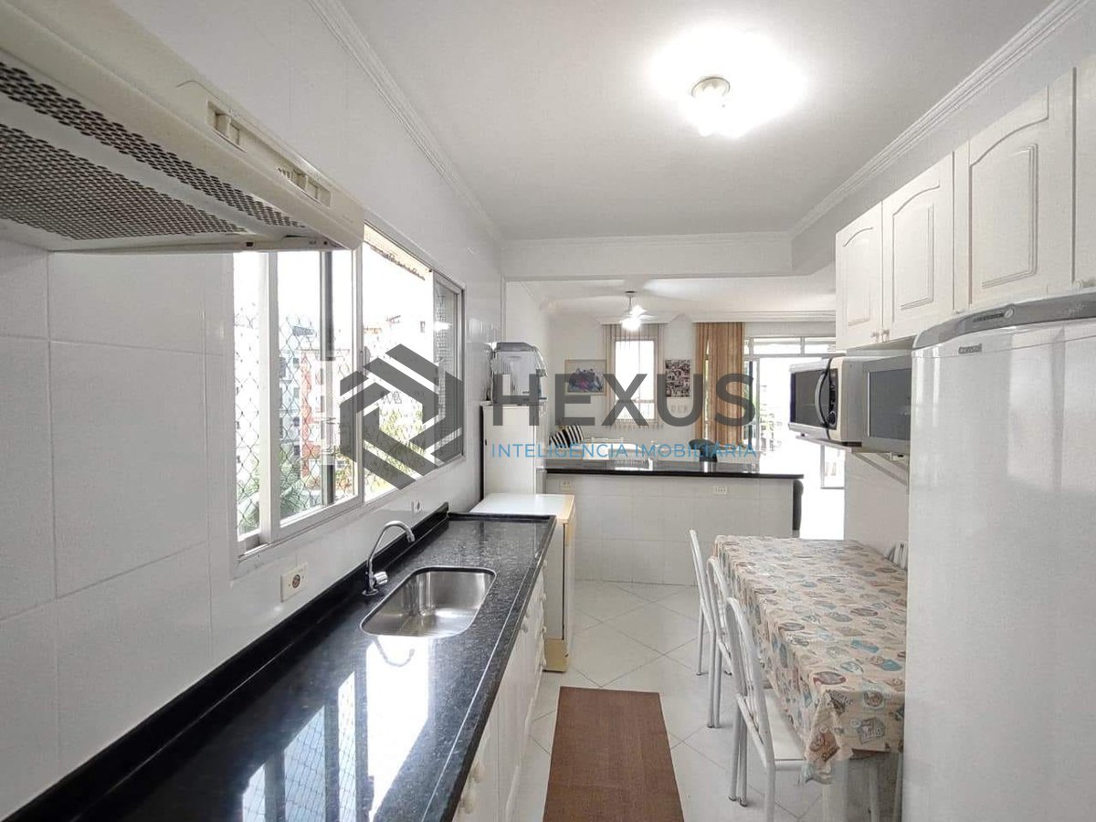 Foto 19 de Apartamento com varanda na Praia da Enseada, Guaruja