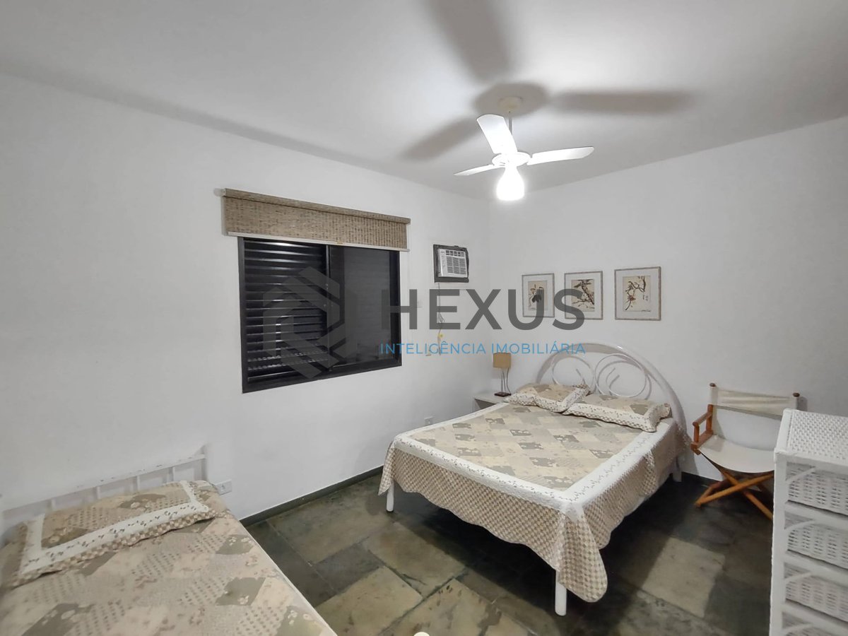 Foto 10 de Apartamento com varanda e lazer na região da Brunella da Praia da Enseada, Guarujá