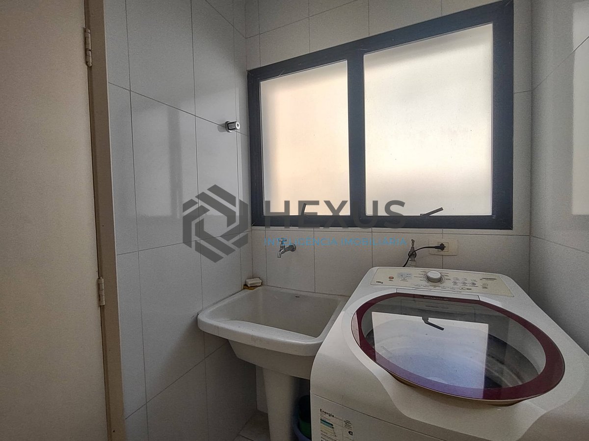 Foto 23 de Apartamento com varanda na Praia da Enseada, Guaruja