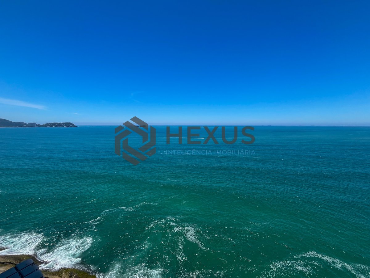 Foto 16 de Apartamento frente mar com varanda gourmet e lazer na Praia das Pitangueiras, Guaruja