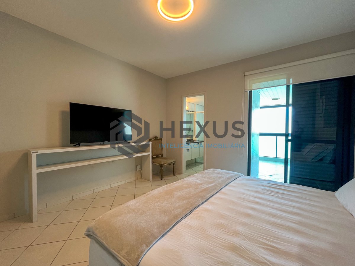 Foto 24 de Apartamento frente mar com varanda gourmet e lazer na Praia das Pitangueiras, Guaruja