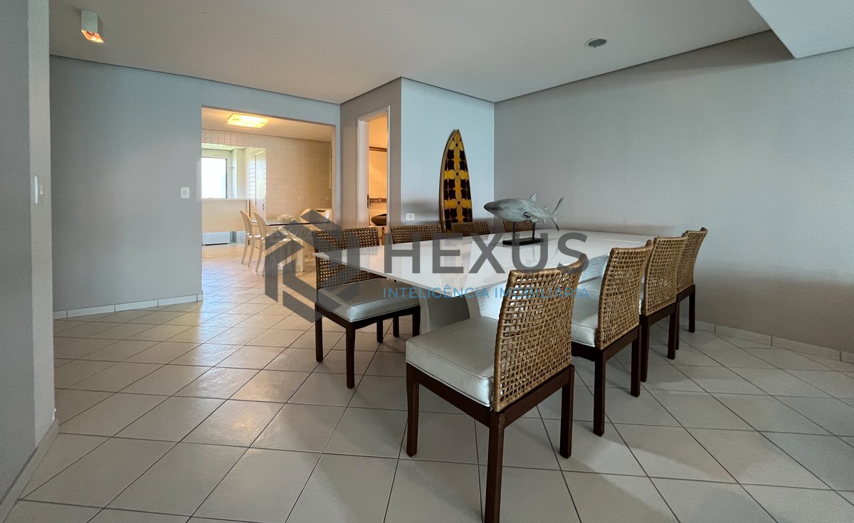 Foto 8 de Apartamento frente mar com varanda gourmet e lazer na Praia das Pitangueiras, Guaruja