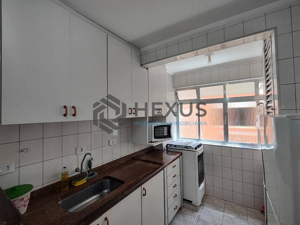 Foto 13 de Apartamento mobiliado na Praia da Enseada, Guaruja