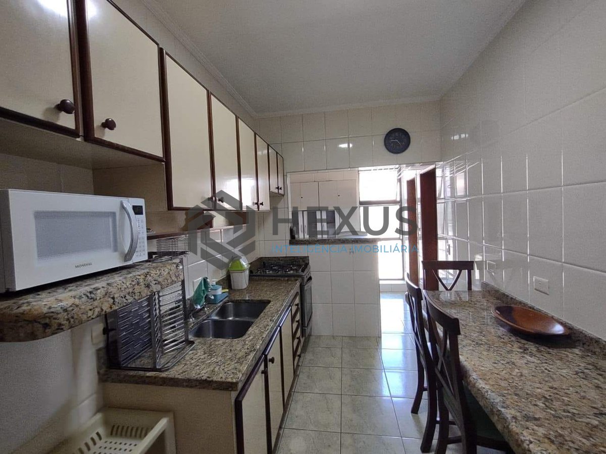 Foto 19 de Apartamento com varanda e vista mar na Praia da Enseada, Guaruja