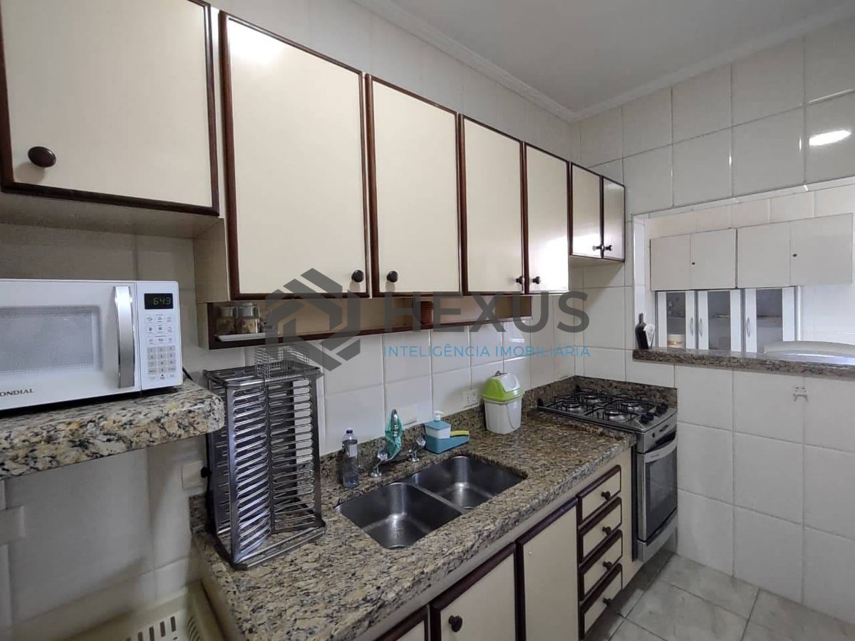 Foto 20 de Apartamento com varanda e vista mar na Praia da Enseada, Guaruja