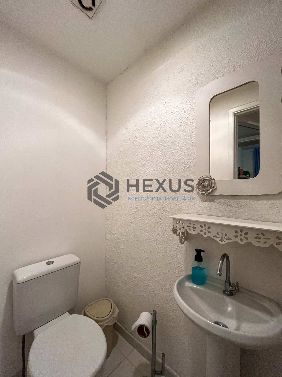 Foto 16 de Apartamento com varanda e lazer à venda, Jardim Las Palmas, Guarujá, SP