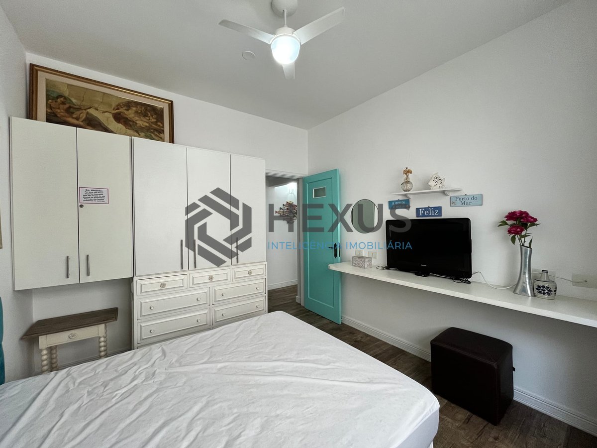 Foto 11 de Apartamento na quadra mar da Praia das Pitangueiras, Guaruja