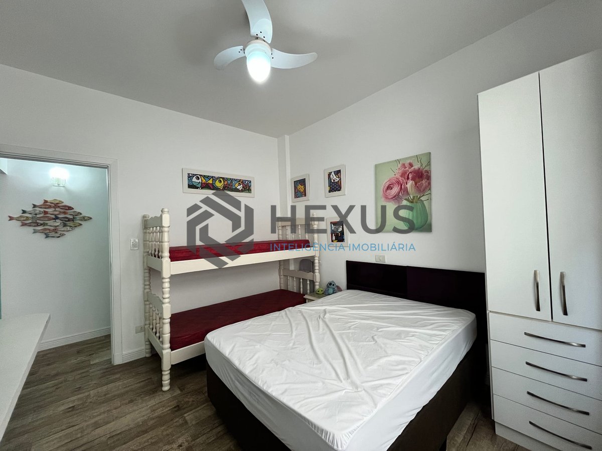 Foto 8 de Apartamento na quadra mar da Praia das Pitangueiras, Guaruja
