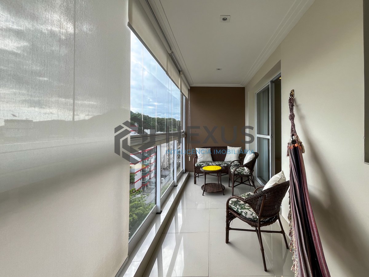 Foto 3 de Apartamento com varanda e lazer de clube na Praia das Asturias, Guaruja