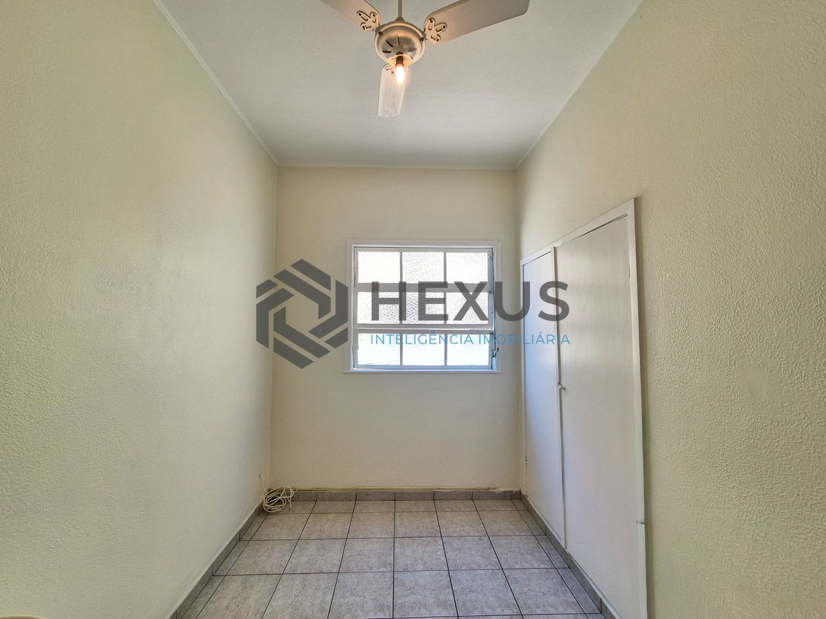 Foto 41 de Apartamento frente mar reformado com varanda e lazer na Praia das Pitangueiras, Guaruja