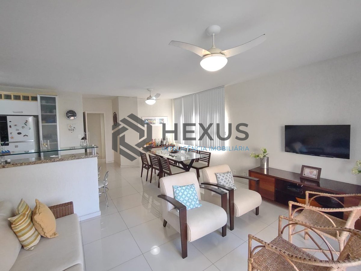 Foto 6 de Apartamento com varanda e lazer na Praia da Enseada, Guaruja