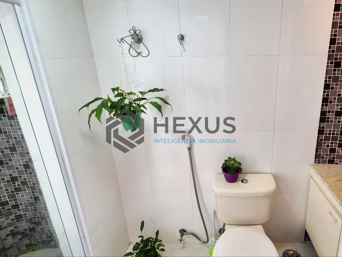 Foto 10 de Apartamento com sacadas e lazer à venda, Pitangueiras, Guarujá, SP