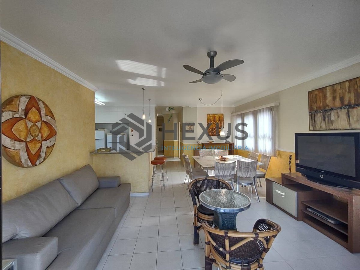 Foto 3 de Apartamento com varanda e lazer na Praia da Enseada, Guaruja