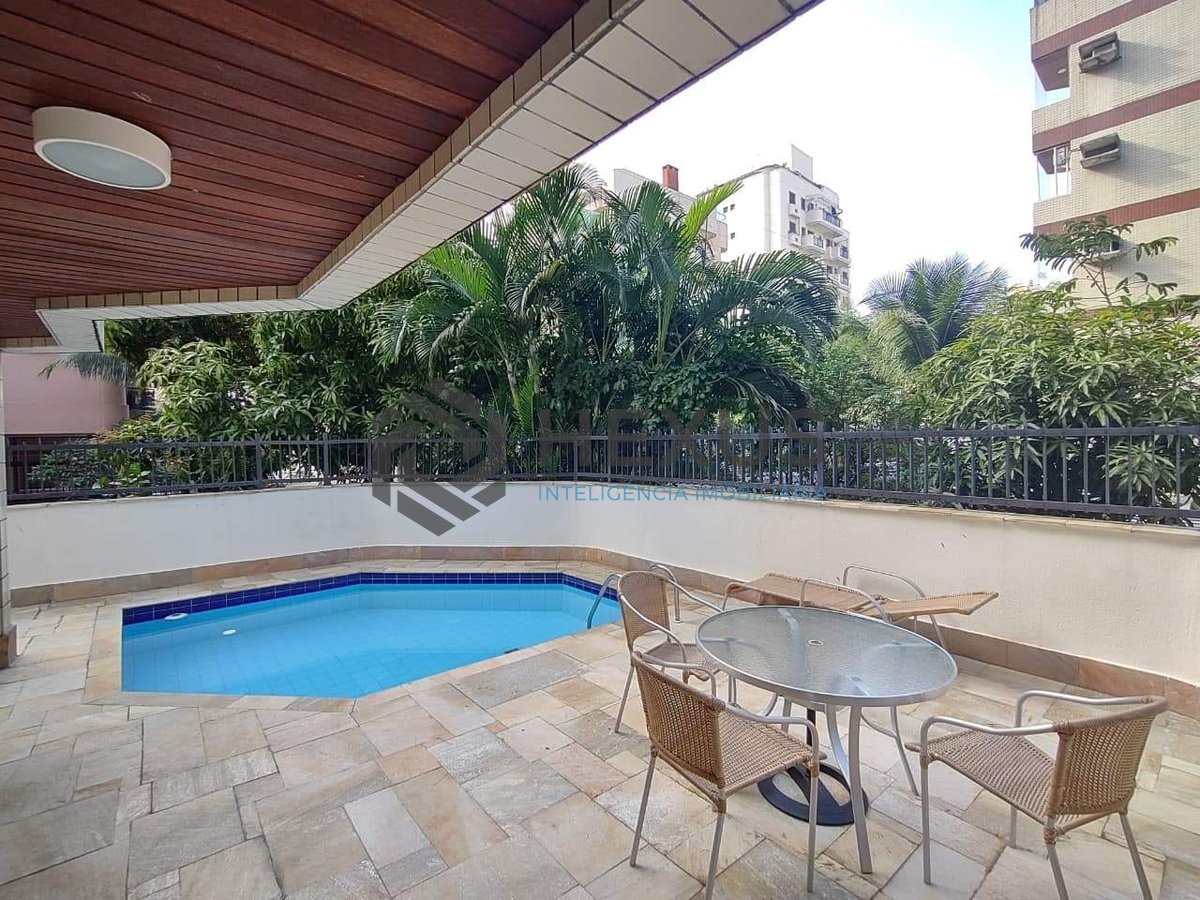 Foto 23 de Apartamento com varanda e lazer na Praia da Enseada, Guaruja