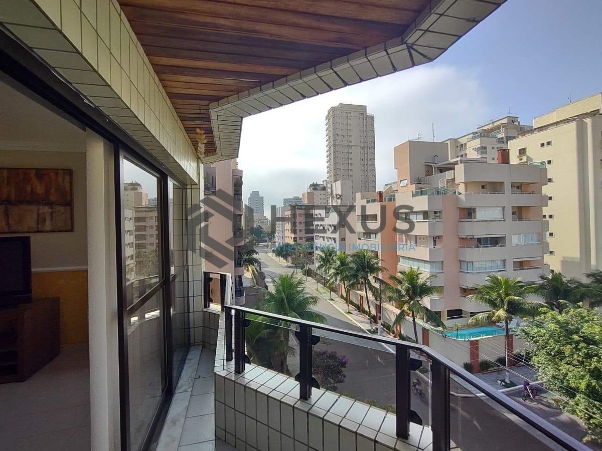 Foto 4 de Apartamento com varanda e lazer na Praia da Enseada, Guaruja