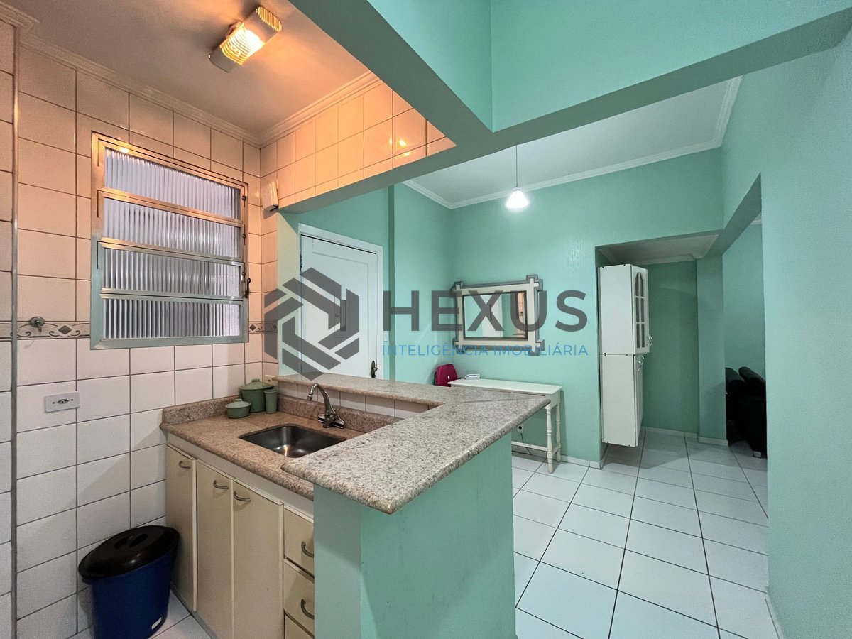 Foto 6 de Apartamento na quadra mar da Praia das Pitagueiras, Guaruja