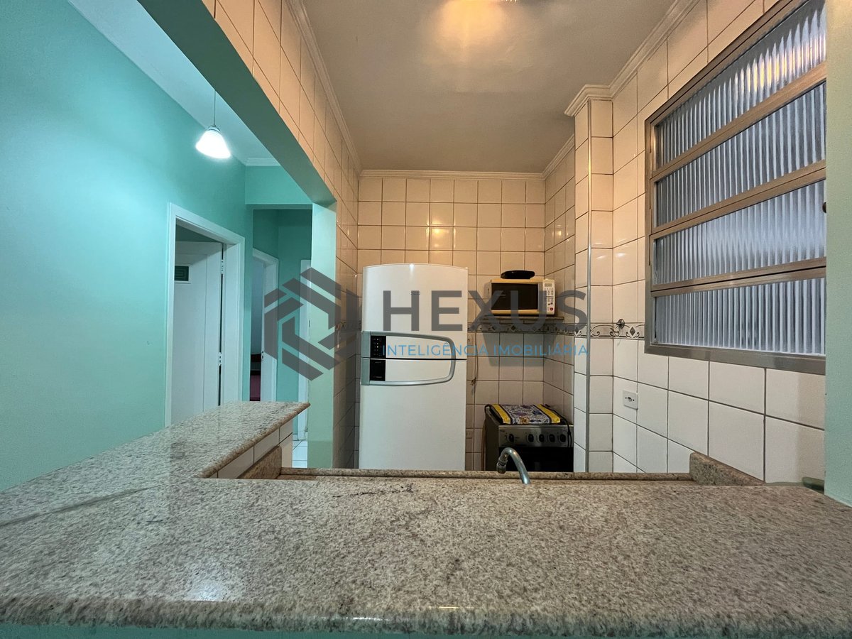 Foto 7 de Apartamento na quadra mar da Praia das Pitagueiras, Guaruja
