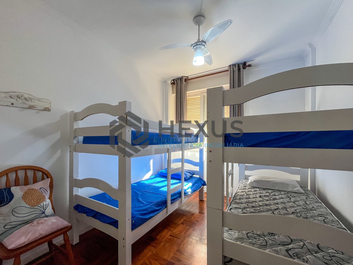 Foto 11 de Apartamento com varanda e vista mar na beira mar da Praia das Pitangueiras, Guaruja