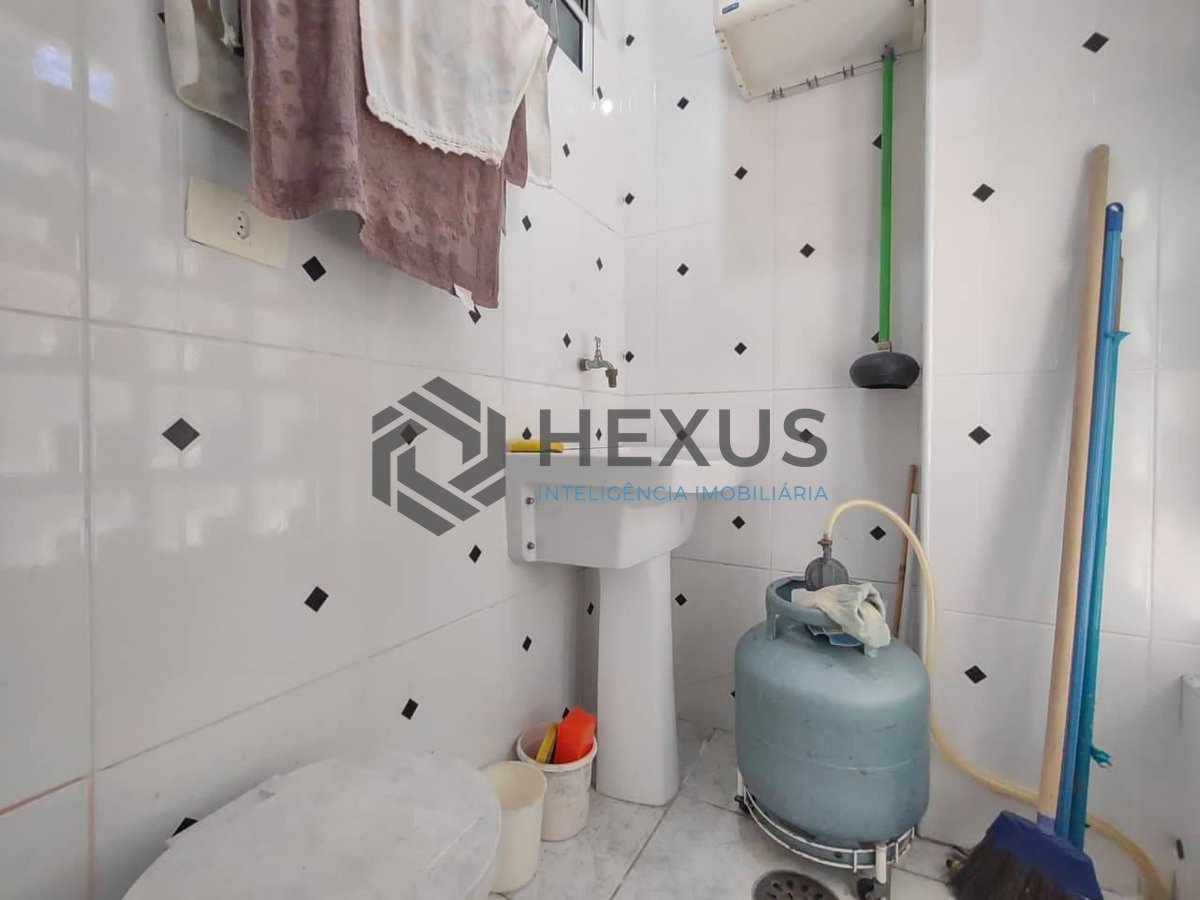 Foto 14 de Apartamento na região do Aquário na Praia da Enseada, Guaruja